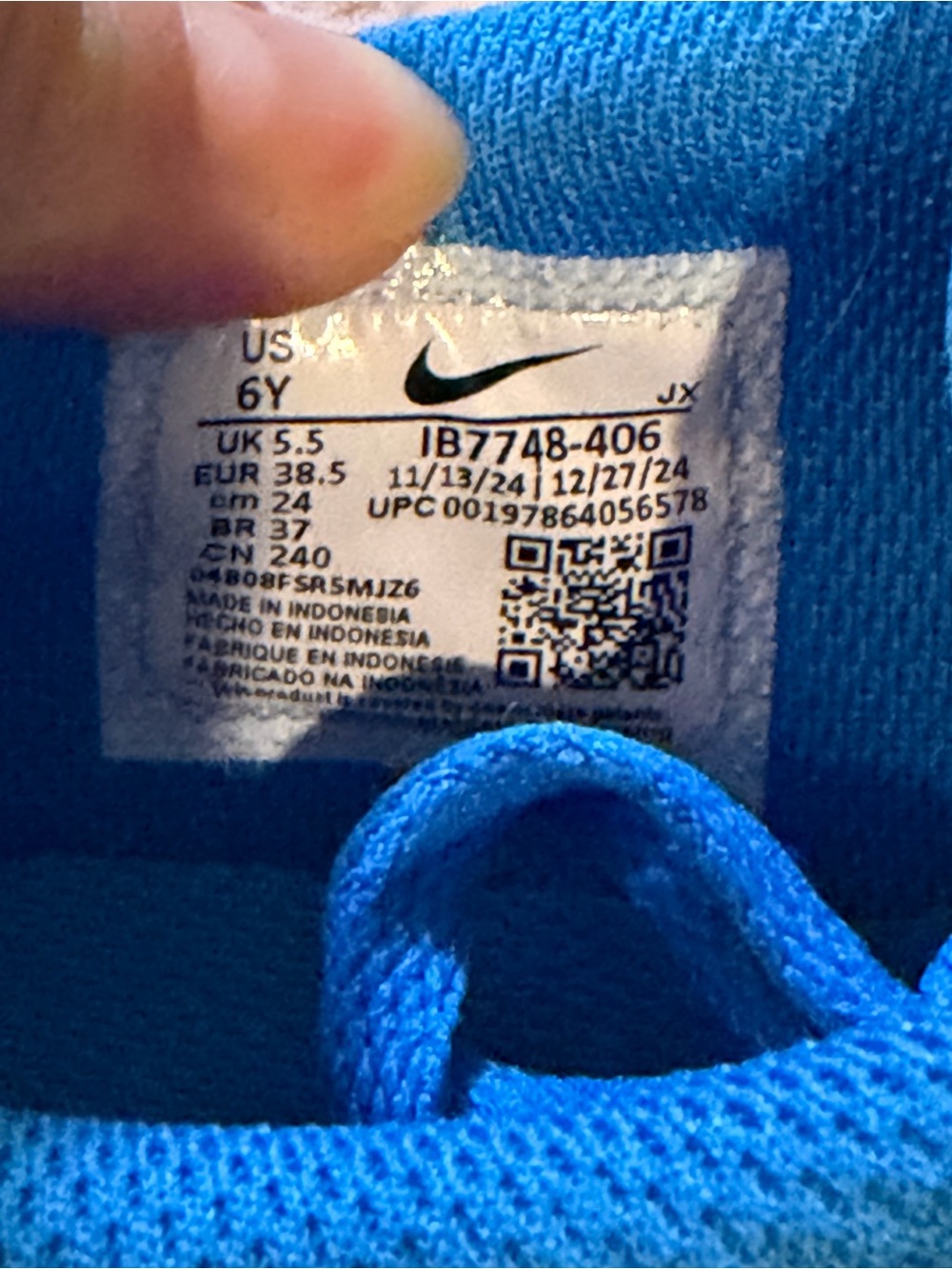 Nike Classic Cortez - Blue with Yellow Swoosh 6Y/7.5A.  kids - Picture 5 of 7